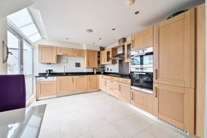 Kitchen- click for photo gallery